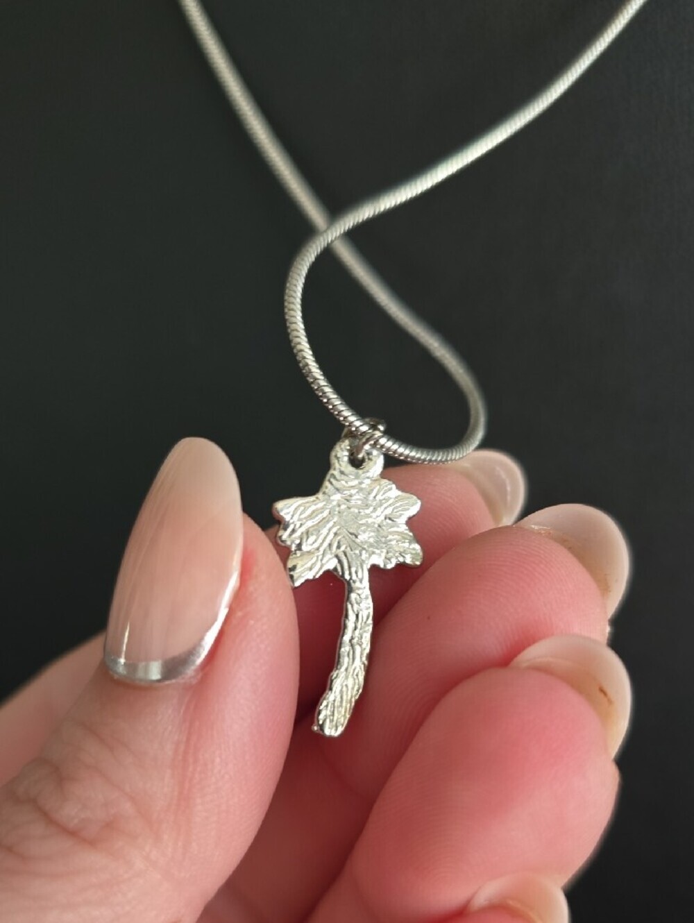 Palm Tree Pendant Necklace - Green and Silver - Picture 5 of 7